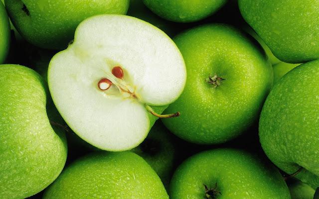 скільки калорій в 1 яблуці