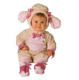 Anzug für das Baby-Lamm mit eigenen Händen