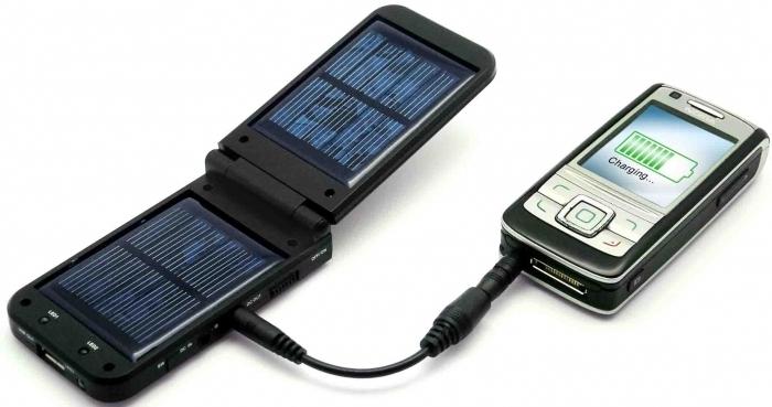 ein mobiles Ladegerät Solar-Akku