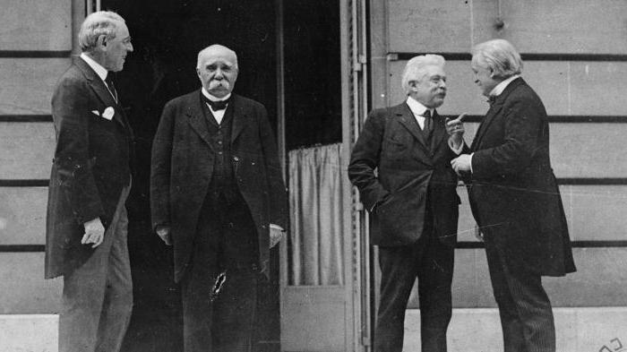 نتائج مؤتمر باريس للسلام عام 1919
