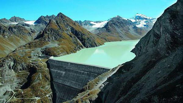 qual é a mais alta barragem no mundo