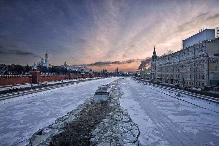 النهر الحافلات في جدول موسكو