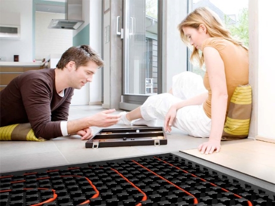 cabo de pisos aquecidos sob o pavimento