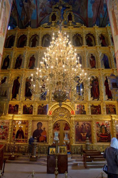 Krypta der Mariä-Entschlafens-Kathedrale des Trinity Sergius Lavra