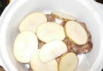 Simple cazuela de patatas y calabacín