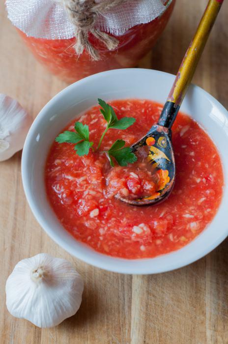 аджика de tomate e alho receita