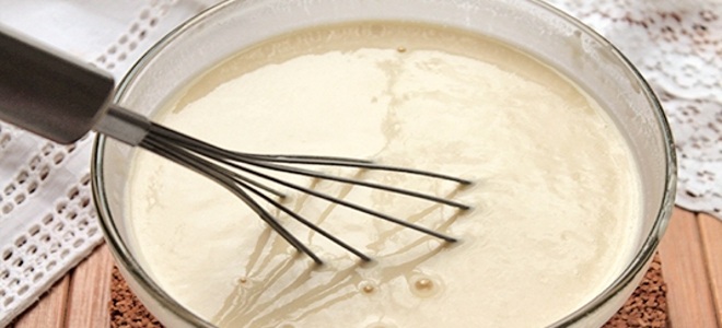 Pfannkuchen Rezepte auf Joghurt mit Löchern
