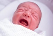 Neden ağlıyor yeni doğan: temel nedenleri