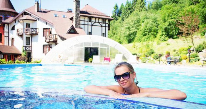 Rest in Carpathians in the summer with a swimming pool