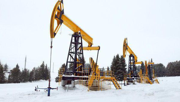 what Russia is selling except wood oil & gas