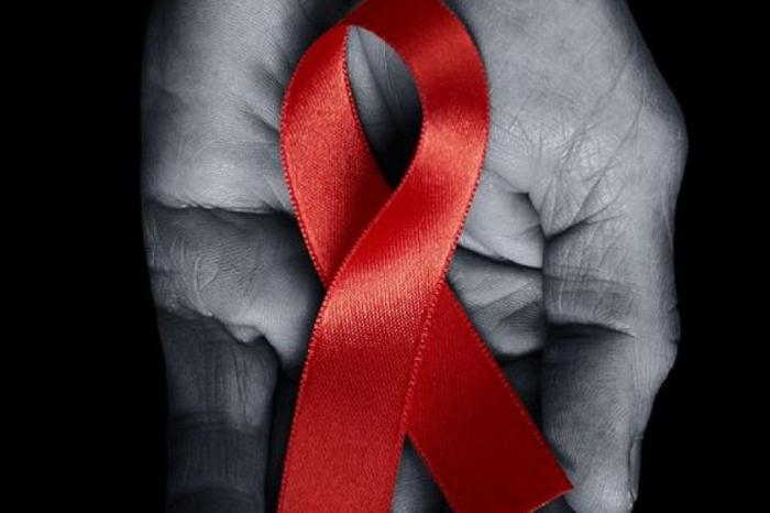 فيروس نقص المناعة البشرية العدوى تنتقل ؟