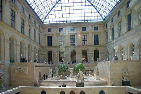 tour the Louvre
