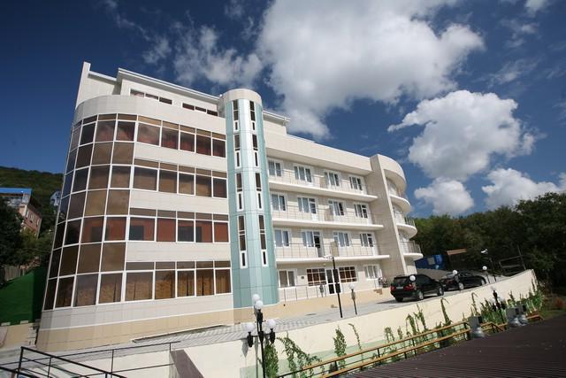 shyroka Balka hotels