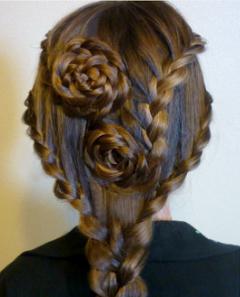 織りの薔薇の髪