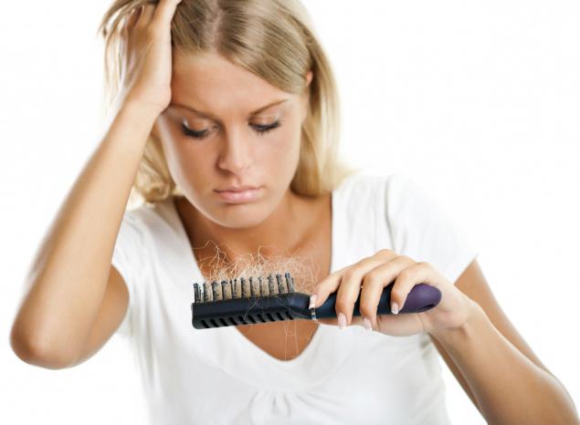 توقف فقدان الشعر في النساء