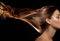 كيفية وقف تساقط الشعر في النساء العلاجات الشعبية ؟ 