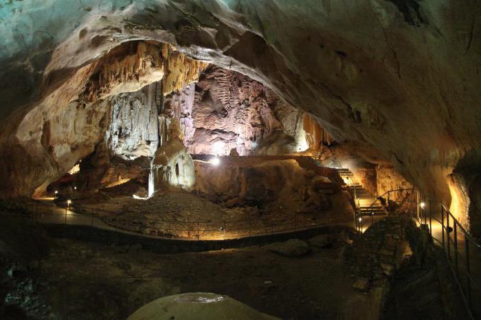 die Höhlen Marmor-und Emine-Bair-Hosar