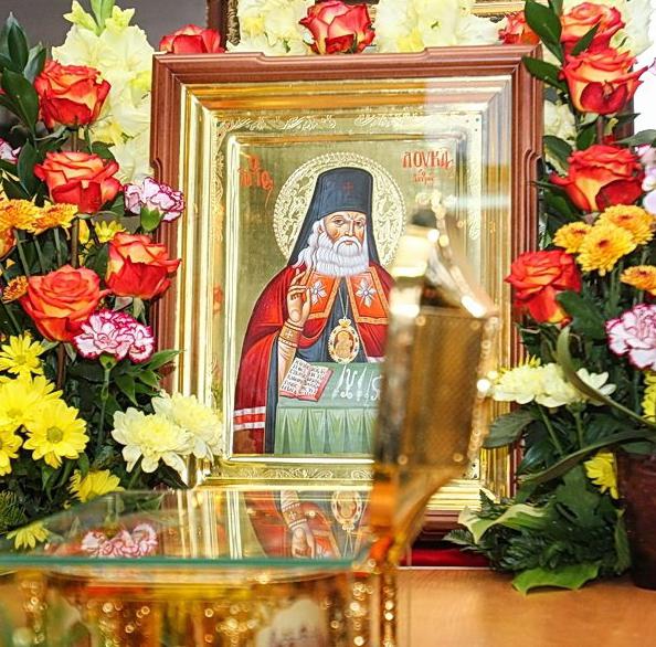 die Reliquien des Heiligen Lukas in Minsk