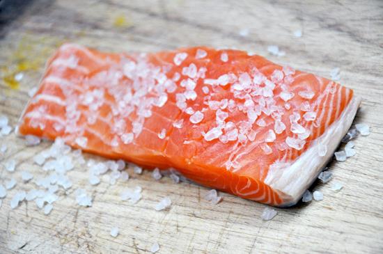 Como засолить de salmón en casa?