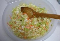 Köstliche hausgemachte Billet: Salat aus Weißkohl für den Winter