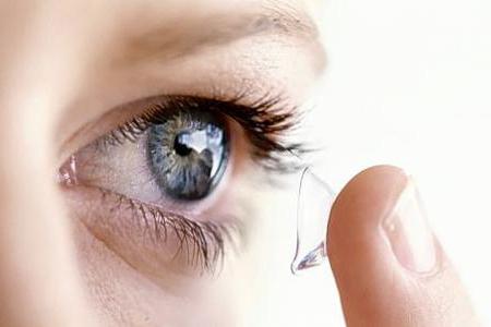 ob Tages-Kontaktlinsen tragen 2 Tage