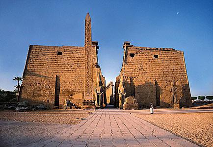 świątynia w luksorze