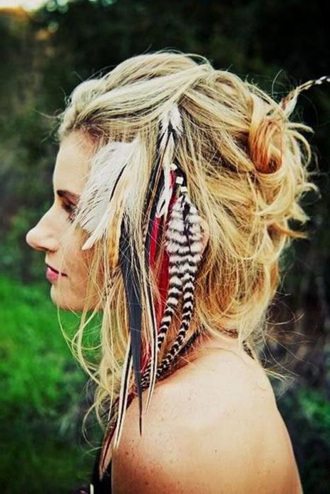 Frisuren im Hippie-Stil