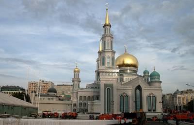 सबसे बड़ी मस्जिद में यूरोप
