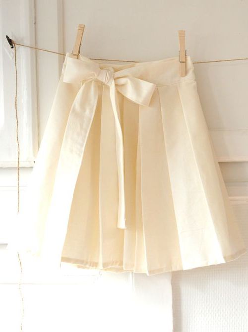 कैसे एक pleated स्कर्ट लोहे