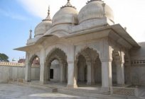 The marble decoration of India – the Pearl mosque. Agra is recognized as the world Treasury of