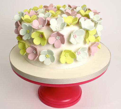 Kuchen mit Blumen