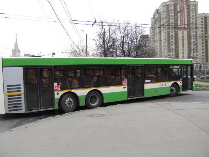 كيفية العديد من مناحي 858 حافلة موسكو