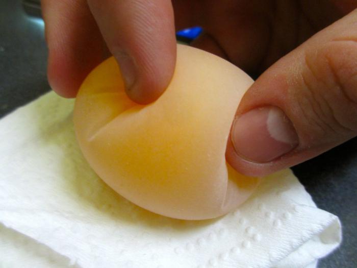 لماذا البيض بدون قشرة قذيفة