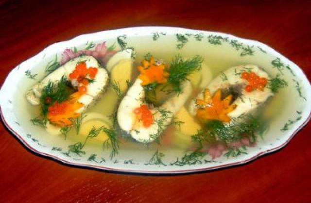 how to decorate an aspic of chicken