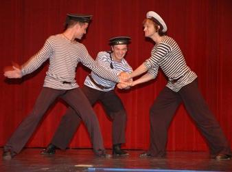 sailors' dance Yablochko
