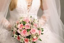 La boda ramo de novia de rosas para una boda en invierno