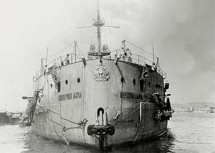 un buque de guerra de la emperatriz maría dibujos