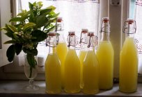 Як зробити лимонну настоянку на спирту в домашніх умовах?