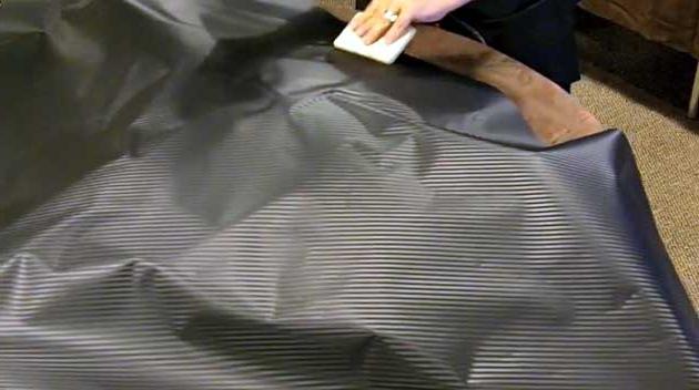 Taping carbon fiber