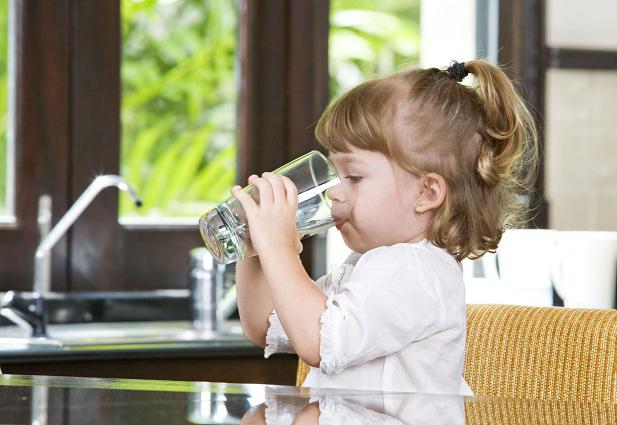 how to drink water during the day Malysheva