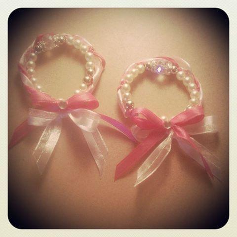 Bracelets ribbons