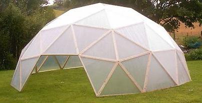 How to make a greenhouse teepee with his hands
