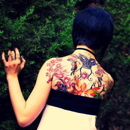 Tattoo auf dem Rücken