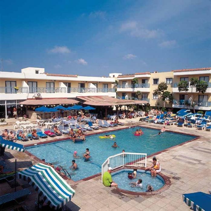 Cypr Айнапа hotele