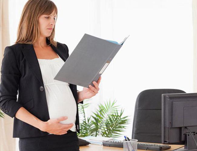 la traducción para facilitar el trabajo de embarazo código de trabajo