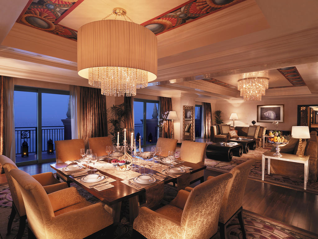the Atlantis hotel Dubai photo