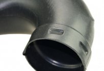 Tubos de ventilación de plástico para la campana de cocina: cálculo y características de montaje