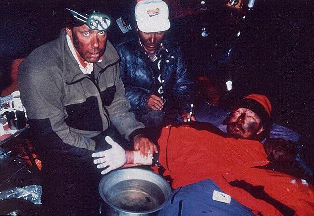 11月1996年的悲剧在珠穆朗玛峰