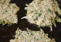 Detail about how to cook thick pancakes from vegetable marrows