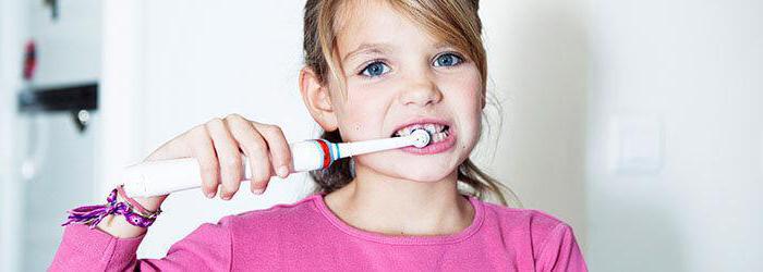 فرشاة الأسنان الكهربائية الأطفال براون عن طريق الفم ب